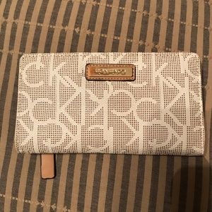 Calvin Klein slim wallet